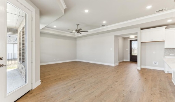 1913 Cascada Way, Little Elm, TX 75068, 2 Bedrooms Bedrooms, ,2 BathroomsBathrooms,Residential,For Sale,1913 Cascada Way,20796461