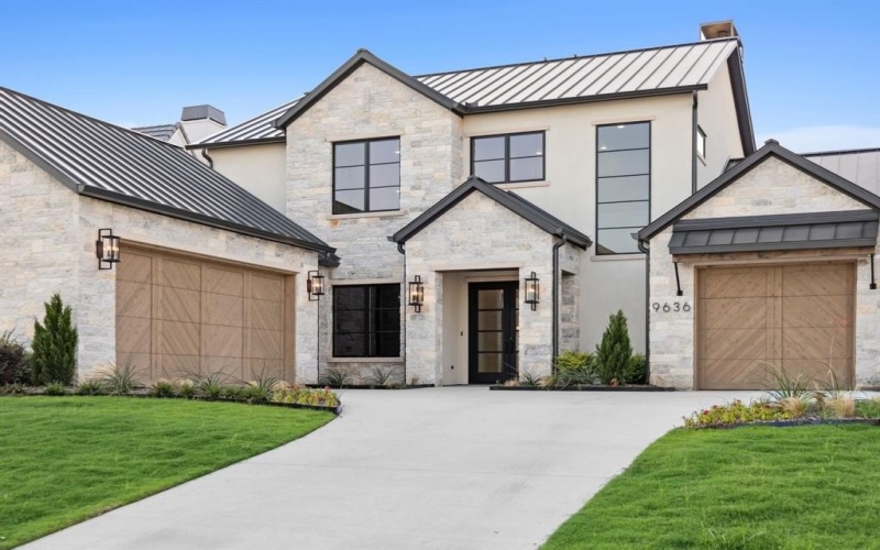 9636 LaTour Lane, Fort Worth, TX 76126, 4 Bedrooms Bedrooms, ,5 BathroomsBathrooms,Residential,For Sale,9636 LaTour Lane,20796684