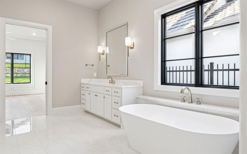 9636 LaTour Lane, Fort Worth, TX 76126, 4 Bedrooms Bedrooms, ,5 BathroomsBathrooms,Residential,For Sale,9636 LaTour Lane,20796684