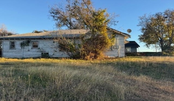 503 Abbott Avenue, Hillsboro, TX 76645, ,Commercial Sale,For Sale,503 Abbott Avenue,20797250