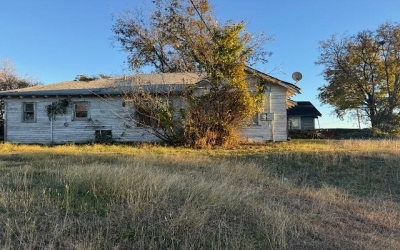 503 Abbott Avenue, Hillsboro, TX 76645, ,Commercial Sale,For Sale,503 Abbott Avenue,20797250
