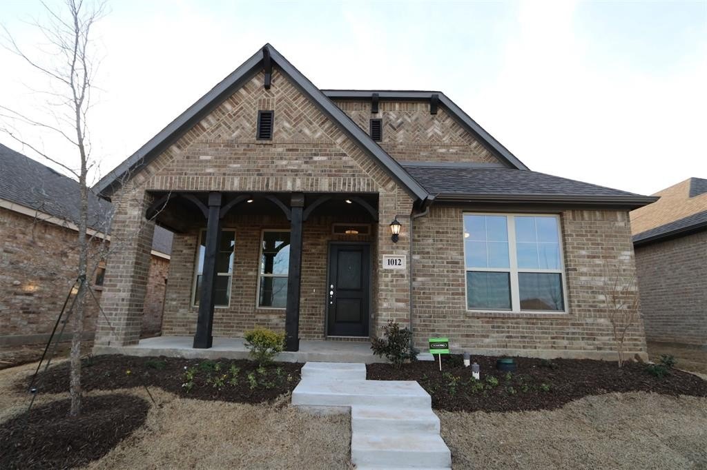 1012 Western Hills Drive, Crowley, TX 76036, 3 Bedrooms Bedrooms, ,2 BathroomsBathrooms,Residential,For Sale,1012 Western Hills Drive,20797368