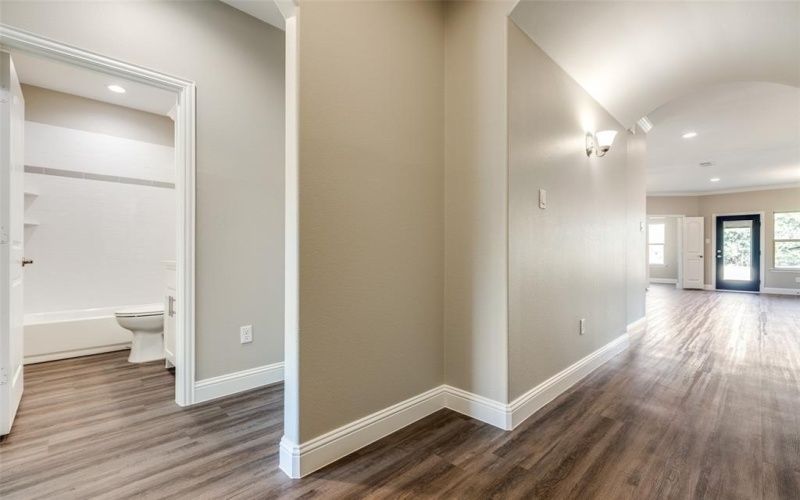 133 Mohave Drive, Gainesville, TX 76240, 3 Bedrooms Bedrooms, ,2 BathroomsBathrooms,Residential,For Sale,133 Mohave Drive,20797713