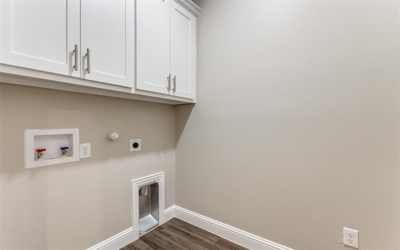 133 Mohave Drive, Gainesville, TX 76240, 3 Bedrooms Bedrooms, ,2 BathroomsBathrooms,Residential,For Sale,133 Mohave Drive,20797713