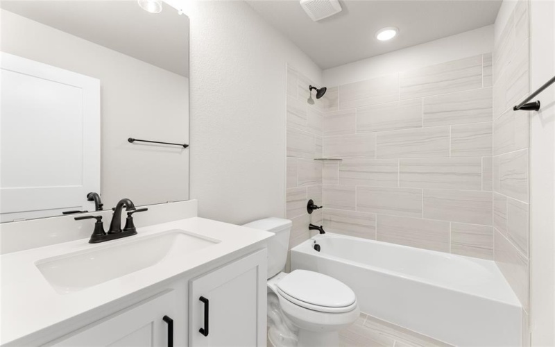 1115 Rothland, Red Oak, TX 75154, 4 Habitaciones Habitaciones , ,3 BañosBaños,Residential,En Venta,1115 Rothland,20798200