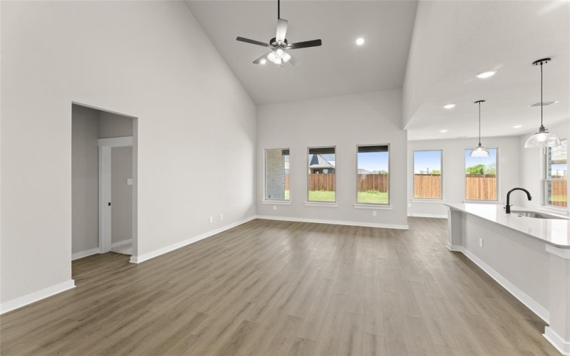 1115 Rothland, Red Oak, TX 75154, 4 Habitaciones Habitaciones , ,3 BañosBaños,Residential,En Venta,1115 Rothland,20798200