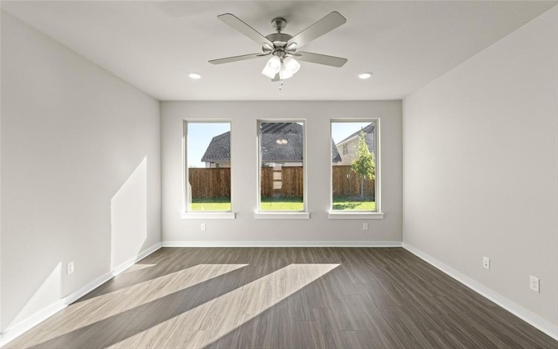 1200 Beaumont, Red Oak, TX 75154, 4 Habitaciones Habitaciones , ,3 BañosBaños,Residential,En Venta,1200 Beaumont,20798277