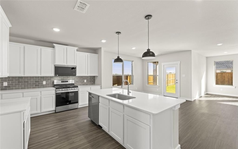 1200 Beaumont, Red Oak, TX 75154, 4 Habitaciones Habitaciones , ,3 BañosBaños,Residential,En Venta,1200 Beaumont,20798277