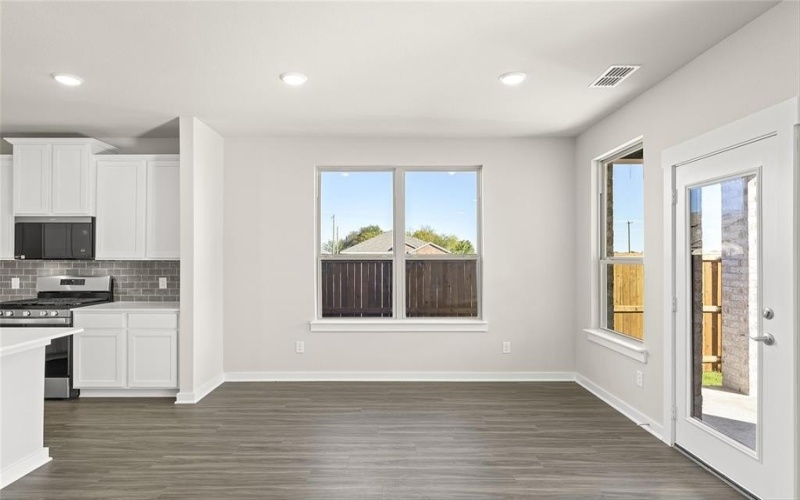 1200 Beaumont, Red Oak, TX 75154, 4 Habitaciones Habitaciones , ,3 BañosBaños,Residential,En Venta,1200 Beaumont,20798277