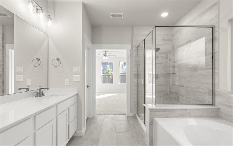 1200 Beaumont, Red Oak, TX 75154, 4 Habitaciones Habitaciones , ,3 BañosBaños,Residential,En Venta,1200 Beaumont,20798277