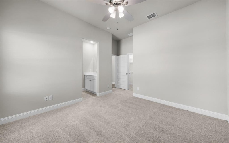 6617 Woodley, Mesquite, TX 75114, 4 Habitaciones Habitaciones , ,3 BañosBaños,Residential,En Venta,6617 Woodley,20798336