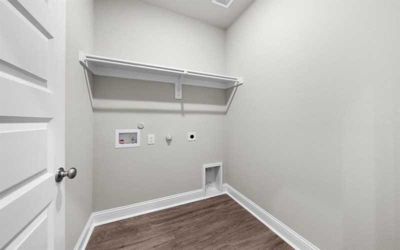 6617 Woodley, Mesquite, TX 75114, 4 Habitaciones Habitaciones , ,3 BañosBaños,Residential,En Venta,6617 Woodley,20798336