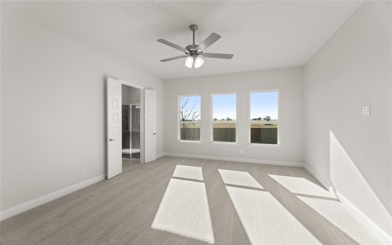 1057 Fleetwood Drive, Justin, TX 76247, 4 Bedrooms Bedrooms, ,3 BathroomsBathrooms,Residential,For Sale,1057 Fleetwood Drive,20798646