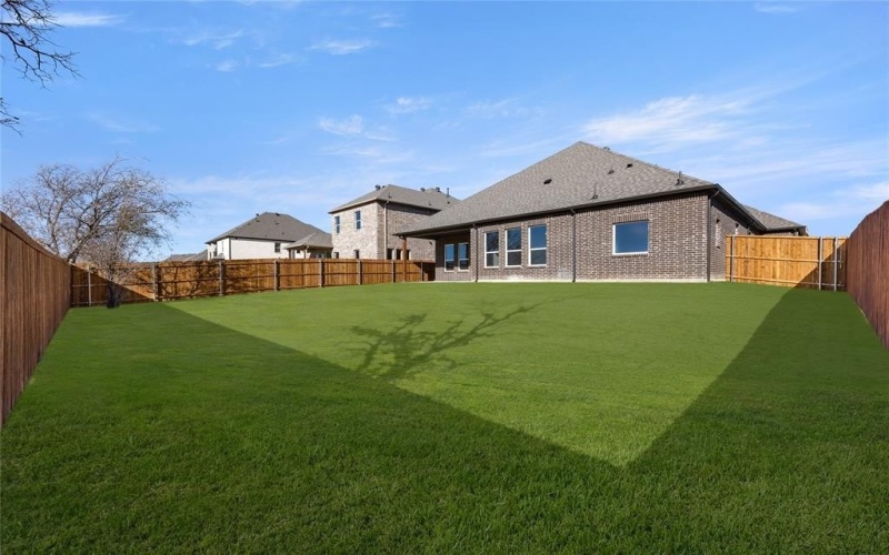 1057 Fleetwood Drive, Justin, TX 76247, 4 Bedrooms Bedrooms, ,3 BathroomsBathrooms,Residential,For Sale,1057 Fleetwood Drive,20798646