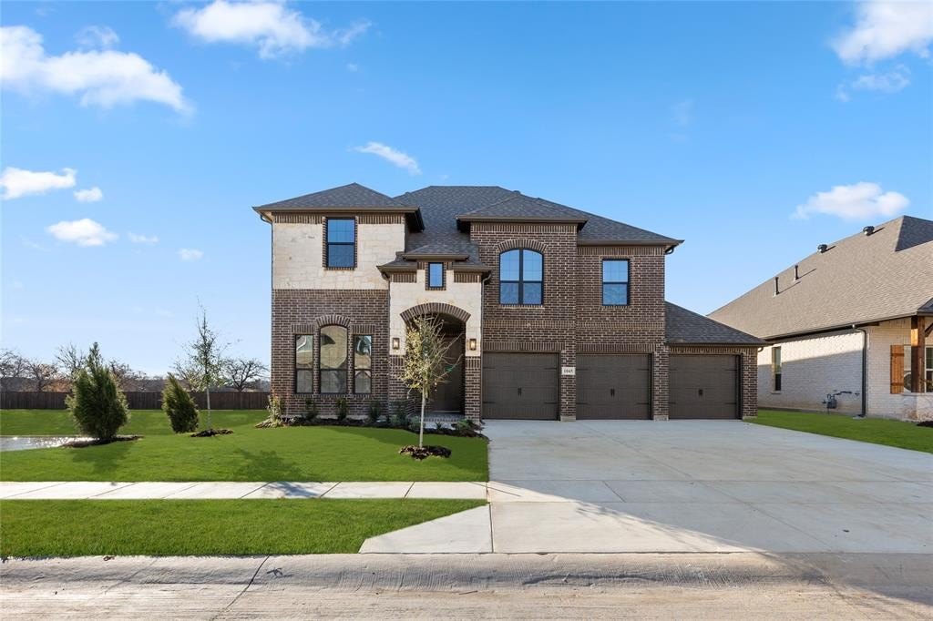 1045 Fleetwood Drive, Justin, TX 76247, 4 Bedrooms Bedrooms, ,5 BathroomsBathrooms,Residential,For Sale,1045 Fleetwood Drive,20798688
