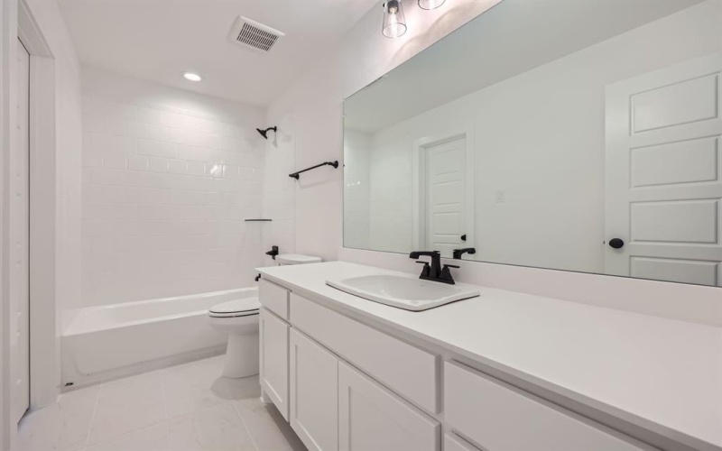 4441 Timberdrift Street, Midlothian, TX 76065, 4 Bedrooms Bedrooms, ,5 BathroomsBathrooms,Residential,For Sale,4441 Timberdrift Street,20798816