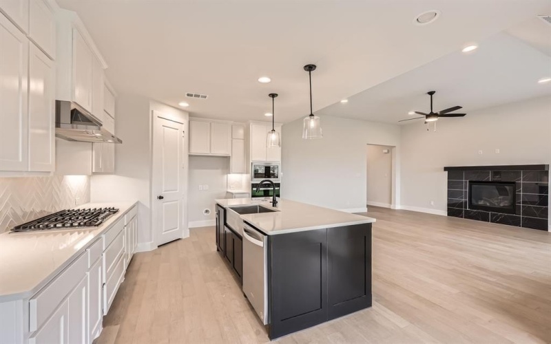 4609 Timberdrift Street, Midlothian, TX 76065, 4 Habitaciones Habitaciones , ,2 BañosBaños,Residential,En Venta,4609 Timberdrift Street,20798827