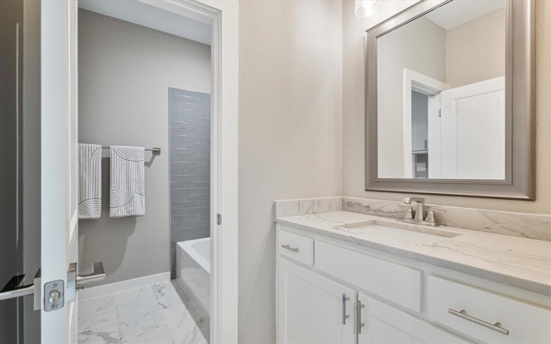 133 Pueblo Drive, Lake Kiowa, TX 76240, 3 Bedrooms Bedrooms, ,2 BathroomsBathrooms,Residential,For Sale,133 Pueblo Drive,20798868