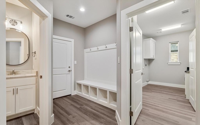 133 Pueblo Drive, Lake Kiowa, TX 76240, 3 Bedrooms Bedrooms, ,2 BathroomsBathrooms,Residential,For Sale,133 Pueblo Drive,20798868