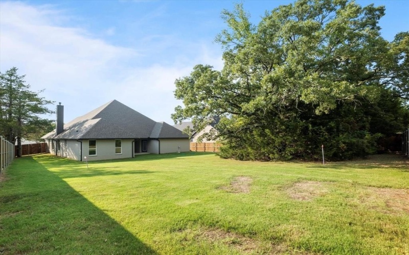 133 Pueblo Drive, Lake Kiowa, TX 76240, 3 Bedrooms Bedrooms, ,2 BathroomsBathrooms,Residential,For Sale,133 Pueblo Drive,20798868