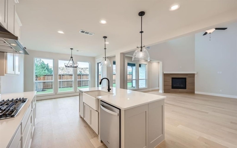 4433 Timberdrift Street, Midlothian, TX 76065, 4 Bedrooms Bedrooms, ,5 BathroomsBathrooms,Residential,For Sale,4433 Timberdrift Street,20798880