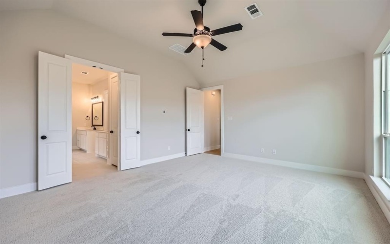 4433 Timberdrift Street, Midlothian, TX 76065, 4 Bedrooms Bedrooms, ,5 BathroomsBathrooms,Residential,For Sale,4433 Timberdrift Street,20798880