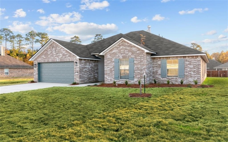 5633 Red Pine Street, Shreveport, LA 71129, 4 Bedrooms Bedrooms, ,2 BathroomsBathrooms,Residential,For Sale,5633 Red Pine Street,20798908
