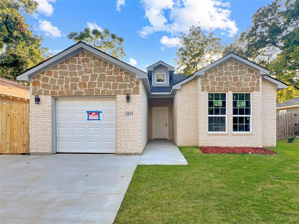 3819 Spence Street, Dallas, TX 75215, 3 Bedrooms Bedrooms, ,2 BathroomsBathrooms,Residential,For Sale,3819 Spence Street,20799058