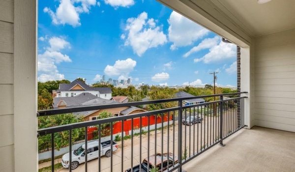 624 N Lancaster Avenue #A1, Dallas, TX 75203, 1 Bedroom Bedrooms, ,1 BathroomBathrooms,Residential Lease,For Rent,624 N Lancaster Avenue,20799335