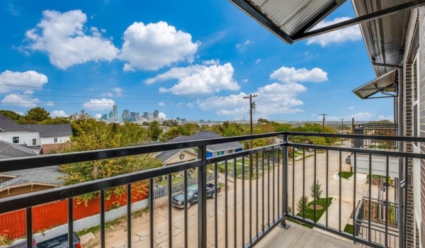 624 N Lancaster Avenue #A1, Dallas, TX 75203, 1 Bedroom Bedrooms, ,1 BathroomBathrooms,Residential Lease,For Rent,624 N Lancaster Avenue,20799335