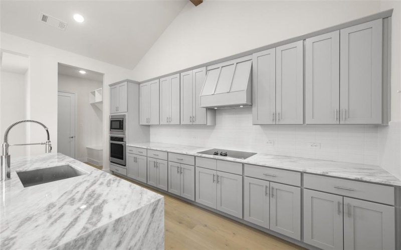 313 Slimp Bluff, Azle, TX 76020, 3 Bedrooms Bedrooms, ,2 BathroomsBathrooms,Residential,For Sale,313 Slimp Bluff,20799383