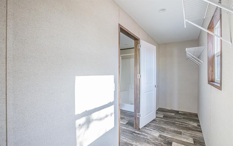 101 Kelly Court, Azle, TX 76020, 4 Bedrooms Bedrooms, ,2 BathroomsBathrooms,Residential,For Sale,101 Kelly Court,20799435