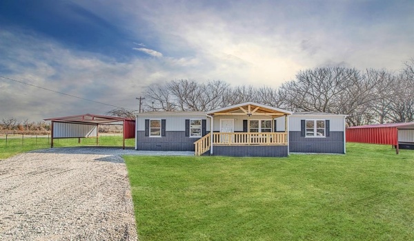 101 Kelly Court, Azle, TX 76020, 4 Bedrooms Bedrooms, ,2 BathroomsBathrooms,Residential,For Sale,101 Kelly Court,20799435
