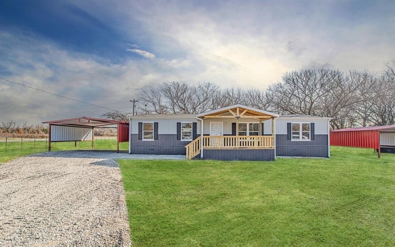 101 Kelly Court, Azle, TX 76020, 4 Bedrooms Bedrooms, ,2 BathroomsBathrooms,Residential,For Sale,101 Kelly Court,20799435