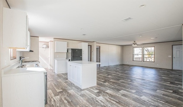 101 Kelly Court, Azle, TX 76020, 4 Bedrooms Bedrooms, ,2 BathroomsBathrooms,Residential,For Sale,101 Kelly Court,20799435