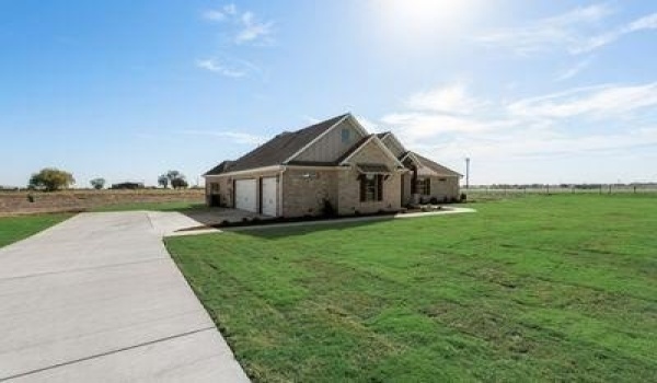 13705 Cash Mills Road, Sanger, TX 76266, 3 Habitaciones Habitaciones , ,3 BañosBaños,Residential,En Venta,13705 Cash Mills Road,20799491