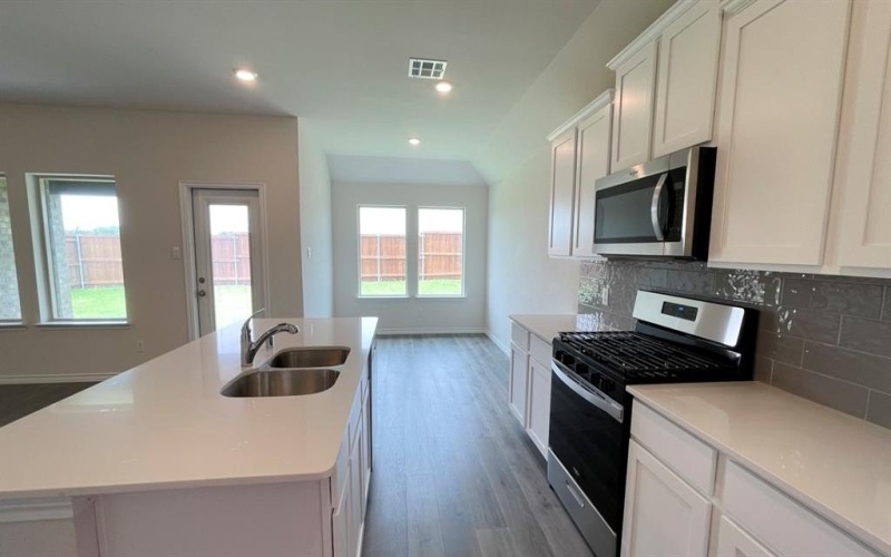 4224 Lucy Lane, Sherman, TX 75090, 3 Habitaciones Habitaciones , ,2 BañosBaños,Residential,En Venta,4224 Lucy Lane,20803273