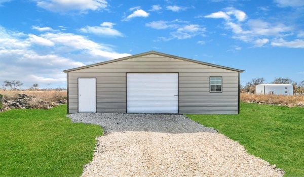 1184 Hayes Road, Sherman, TX 75090, 4 Bedrooms Bedrooms, ,2 BathroomsBathrooms,Residential,For Sale,1184 Hayes Road,20799834