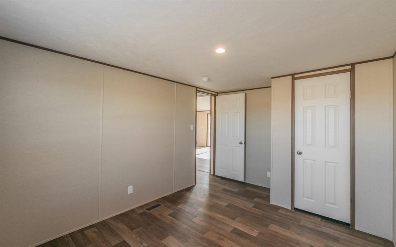 1184 Hayes Road, Sherman, TX 75090, 4 Bedrooms Bedrooms, ,2 BathroomsBathrooms,Residential,For Sale,1184 Hayes Road,20799834