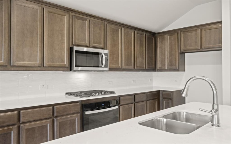 429 Falcon, Azle, TX 76020, 3 Habitaciones Habitaciones , ,2 BañosBaños,Residential,En Venta,429 Falcon,20803420
