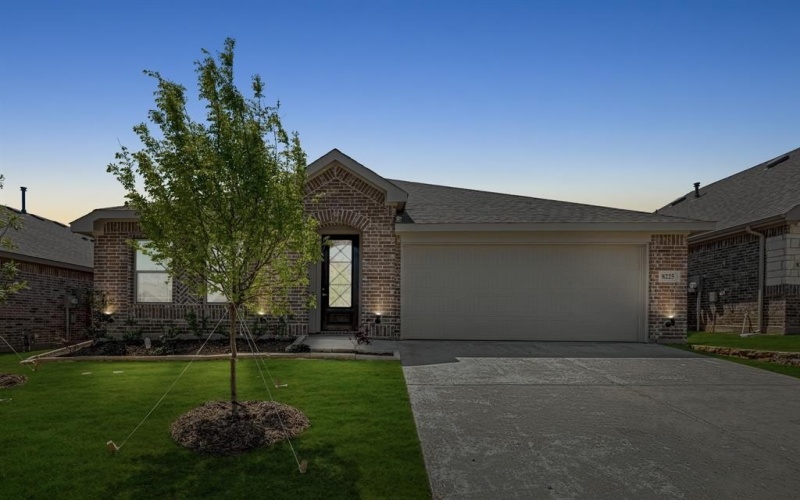 8225 Catclaw Prairie, Godley, TX 76044, 4 Habitaciones Habitaciones , ,2 BañosBaños,Residential,En Venta,8225 Catclaw Prairie,20800047