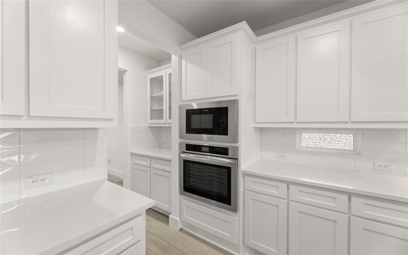 3739 Milwaukee Avenue, Midlothian, TX 76065, 5 Habitaciones Habitaciones , ,5 BañosBaños,Residential,En Venta,3739 Milwaukee Avenue,20803488
