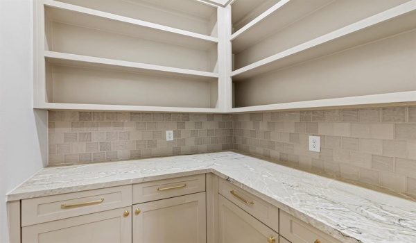 6459 Fisher Road, Dallas, TX 75214, 5 Bedrooms Bedrooms, ,5 BathroomsBathrooms,Residential,For Sale,6459 Fisher Road,20803566