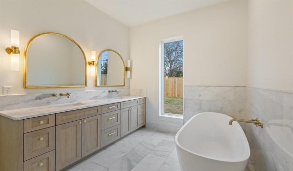 6459 Fisher Road, Dallas, TX 75214, 5 Bedrooms Bedrooms, ,5 BathroomsBathrooms,Residential,For Sale,6459 Fisher Road,20803566