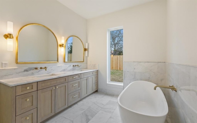 6459 Fisher Road, Dallas, TX 75214, 5 Bedrooms Bedrooms, ,5 BathroomsBathrooms,Residential,For Sale,6459 Fisher Road,20803566