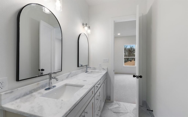 6459 Fisher Road, Dallas, TX 75214, 5 Bedrooms Bedrooms, ,5 BathroomsBathrooms,Residential,For Sale,6459 Fisher Road,20803566