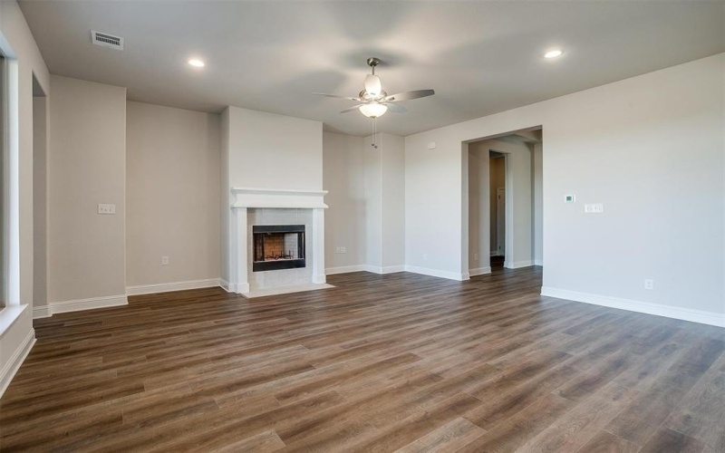 533 Sanctuary Drive, Waxahachie, TX 75165, 4 Bedrooms Bedrooms, ,2 BathroomsBathrooms,Residential,For Sale,533 Sanctuary Drive,20803576