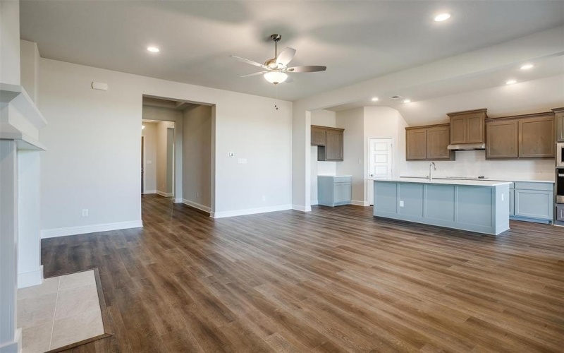 533 Sanctuary Drive, Waxahachie, TX 75165, 4 Bedrooms Bedrooms, ,2 BathroomsBathrooms,Residential,For Sale,533 Sanctuary Drive,20803576