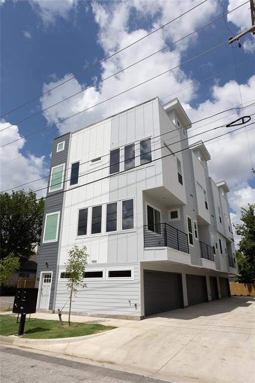 1004 Travis Avenue #4 UNITS, Fort Worth, TX 76104, ,9 BathroomsBathrooms,Residential,For Sale,1004 Travis Avenue,20803587
