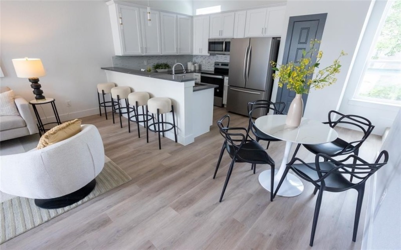 1004 Travis Avenue #4 UNITS, Fort Worth, TX 76104, ,9 BathroomsBathrooms,Residential,For Sale,1004 Travis Avenue,20803587